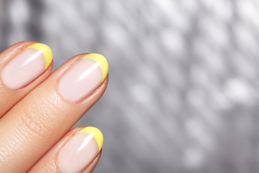french manicure colorata